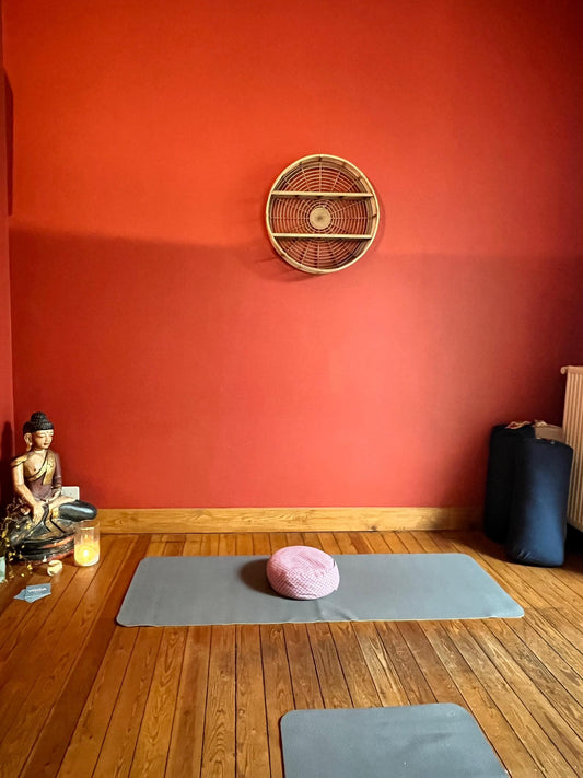 Accessoires éco-responsables pour un coin méditation parfait