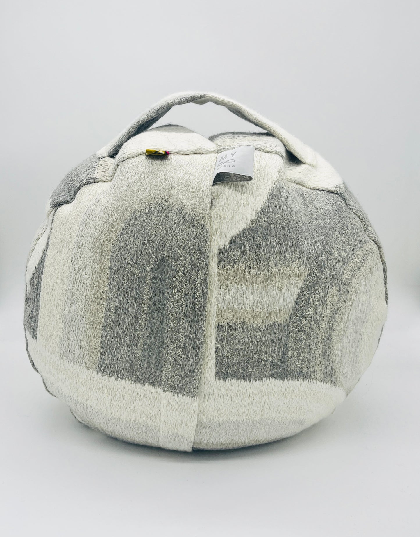 Coussin de yoga Pièce Unique Upcycling -Margot