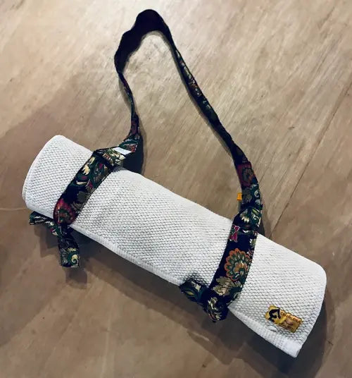 Porte tapis de yoga - sangle - my-prana-accessoires de yoga