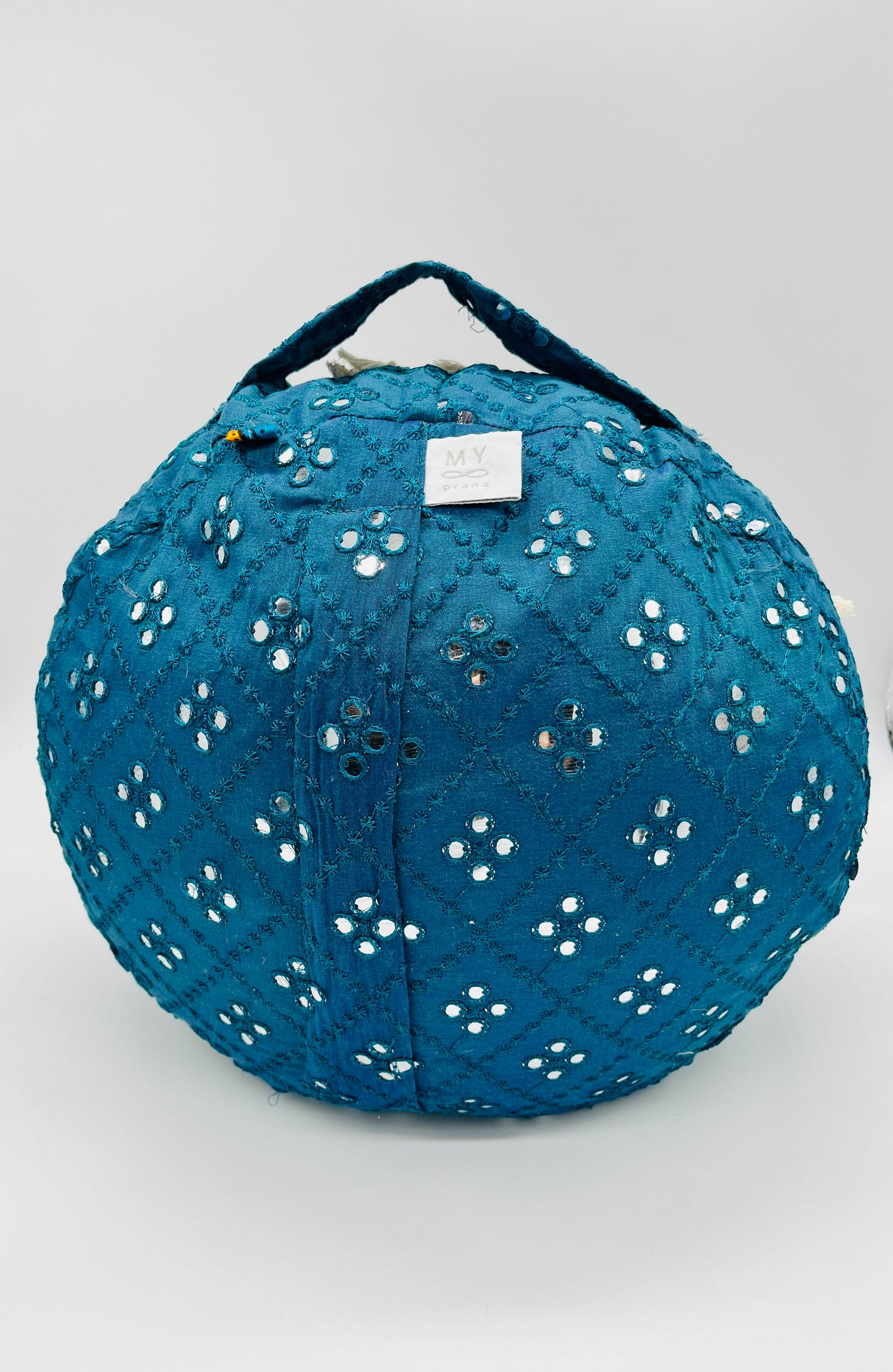 Coussin de yoga Pièce Unique Upcycling - Sylvia